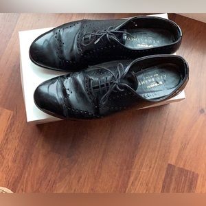 Size 8 black patent leather authentic Gravati Oxford lace up